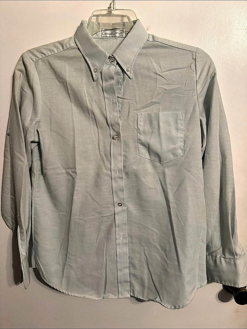 Casual Corner Women’s Pale Green Button Down Shirt
